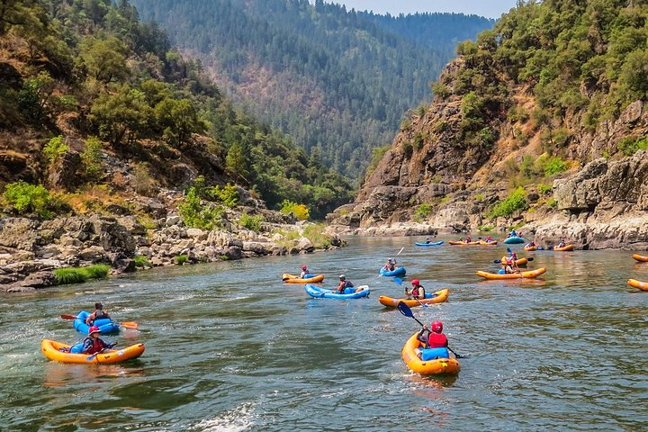 Kayaking a 2-day trip on the Rogue River